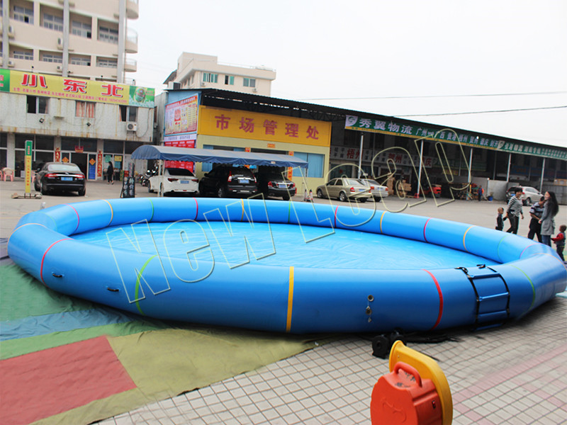 blue inflatable water pool