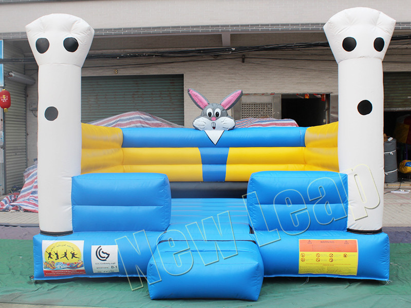 Inflatable Bugs Bunny Jumping Castle