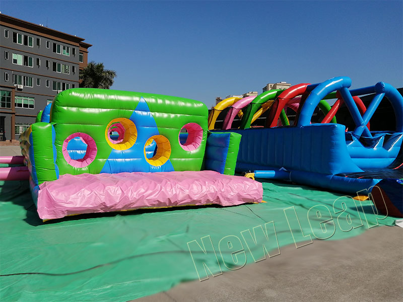 Inflatable obstacle games